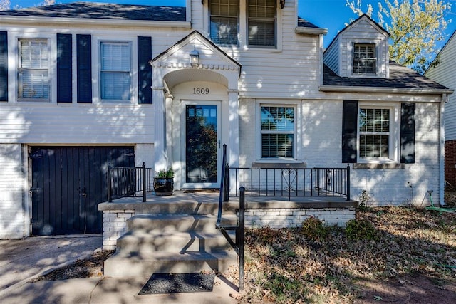 view of front of house with a garage