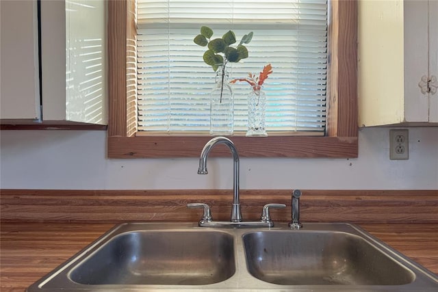 details with sink