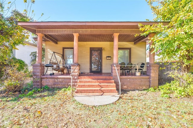 view of front facade featuring covered porch