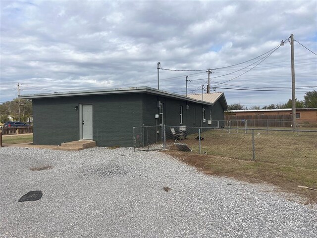 701 N Park Ln, Altus, OK 73521 - view of outbuilding