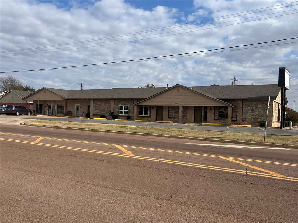 view of ranch-style home