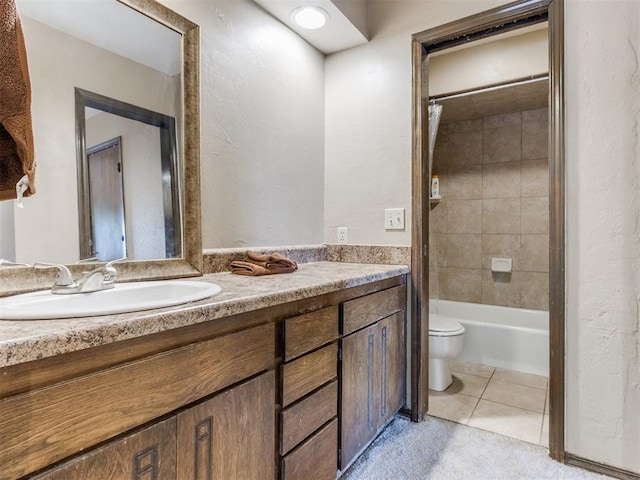 full bathroom featuring tile patterned floors, vanity, shower / tub combo, and toilet