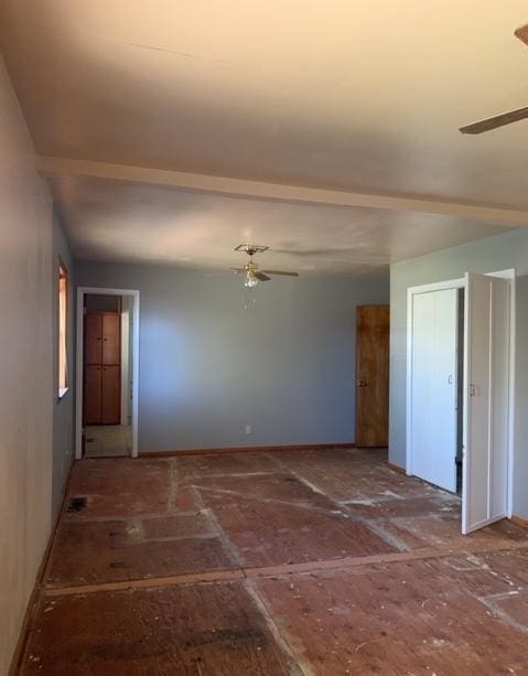 empty room with ceiling fan