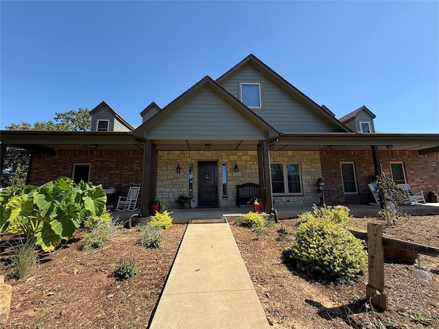 view of front of house featuring a porch