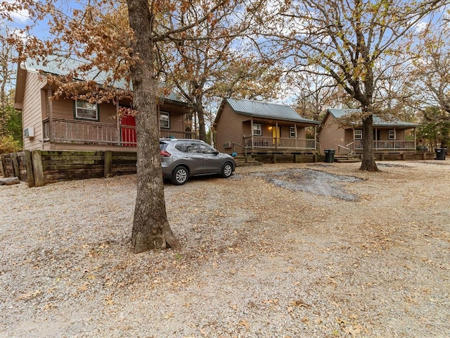 view of front of home with covered porch