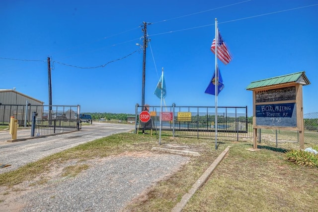 21351 E Tenth St, Hinton, OK 73047 - view of dirt / gravel road