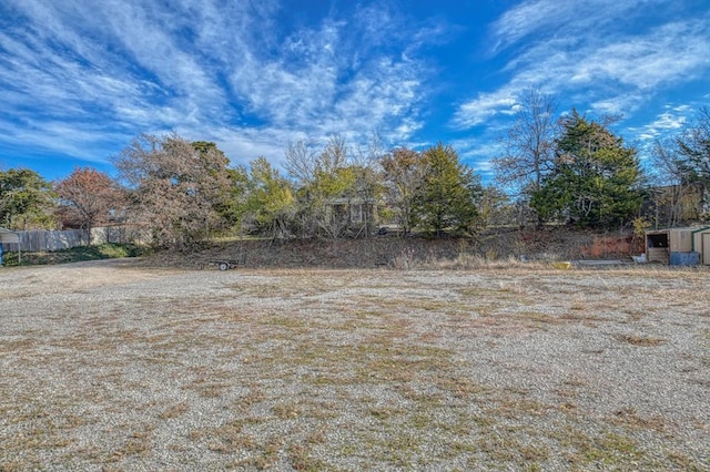 21351 E Tenth St, Hinton, OK 73047 - view of yard