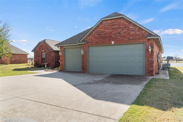 exterior space featuring a front lawn