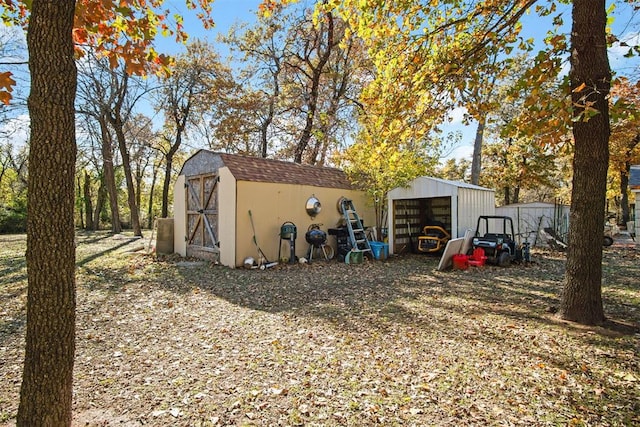 view of outdoor structure