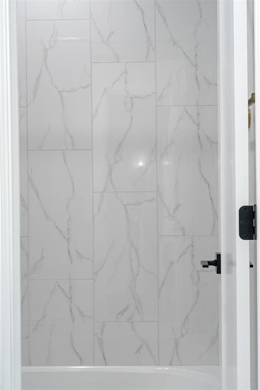 729 Caladium Dr, Yukon, OK 73099 - view of bathroom