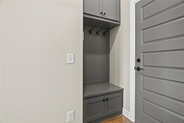 10513 SW 51st St, Mustang, OK 73064 - mudroom featuring wood finished floors