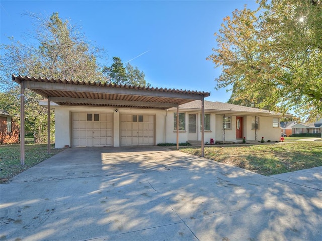 view of front facade featuring a garage