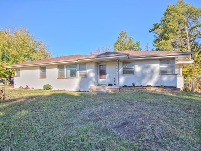 view of front of house with a front yard