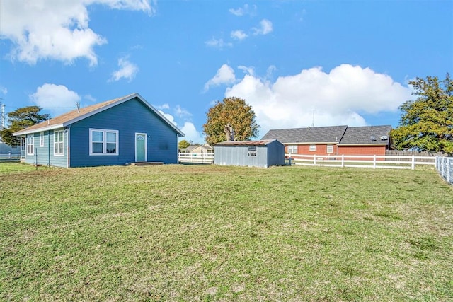 view of yard with a storage shed