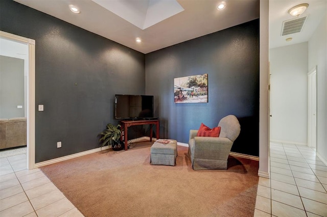 sitting room with light carpet