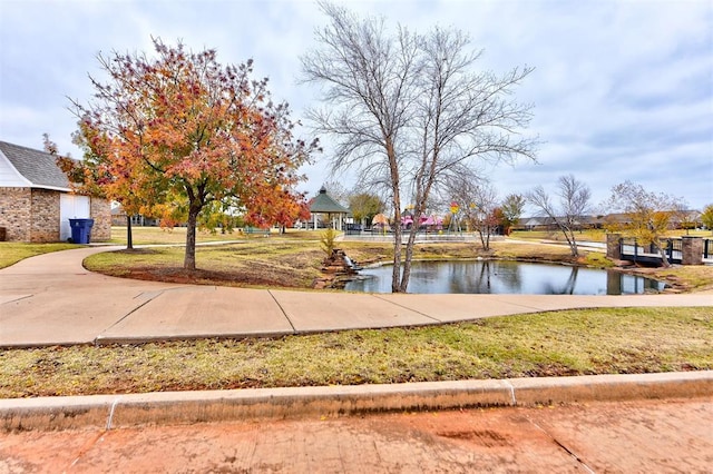 view of yard with a water view