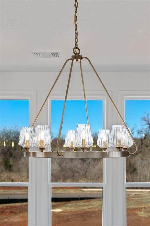 417 Basin Way, Norman, OK 73069 - detailed view of a chandelier