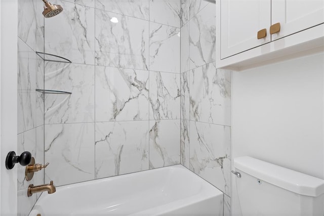 417 Basin Way, Norman, OK 73069 - bathroom featuring toilet and shower / bath combination