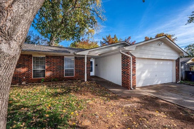 single story home featuring a garage