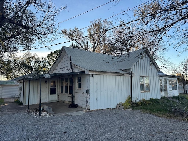 view of front of home