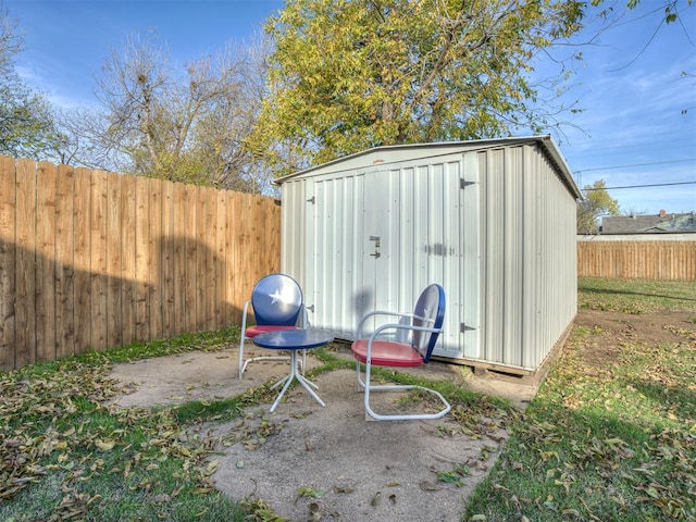 view of outbuilding