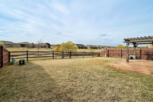 view of yard with a pergola