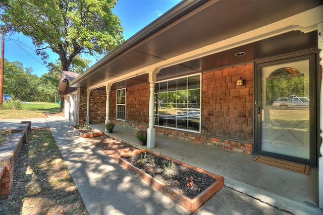 property entrance featuring a garage