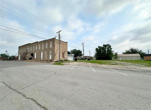00 E Washington St, Tecumseh, OK 74873