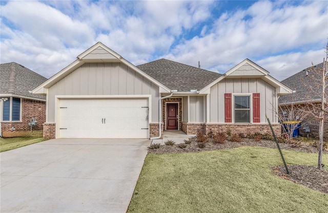 craftsman-style house with a front lawn and a garage