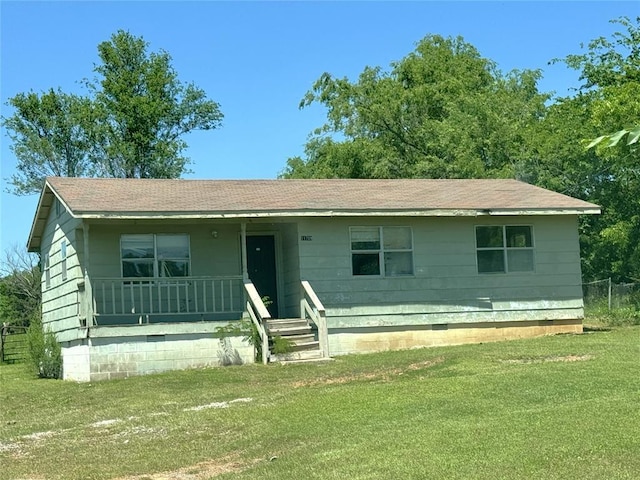 single story home with a front lawn, a porch, crawl space, and roof with shingles