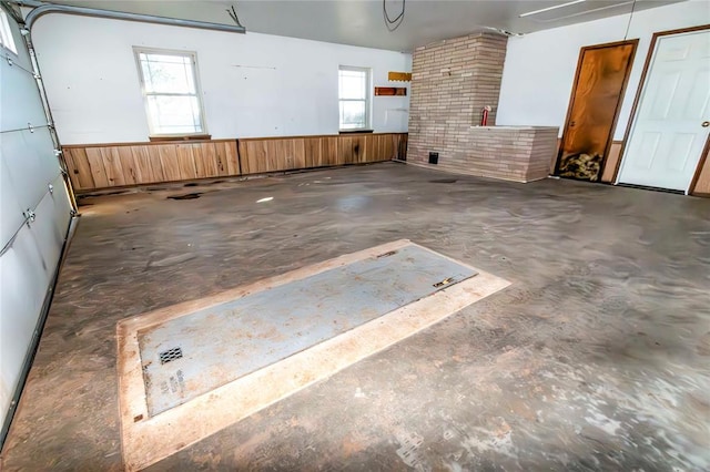 920173 S 3450th Rd, Chandler, OK 74834 - garage with wainscoting