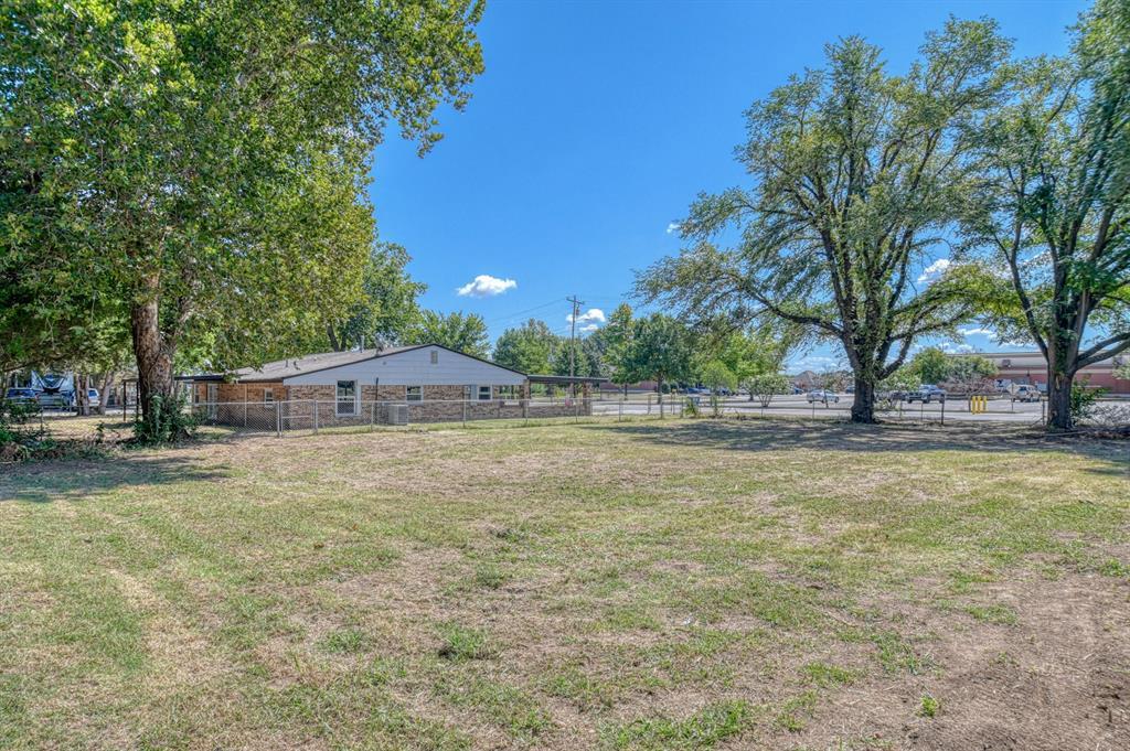 267 NW 10th St, Newcastle, OK 73065 - photo 2