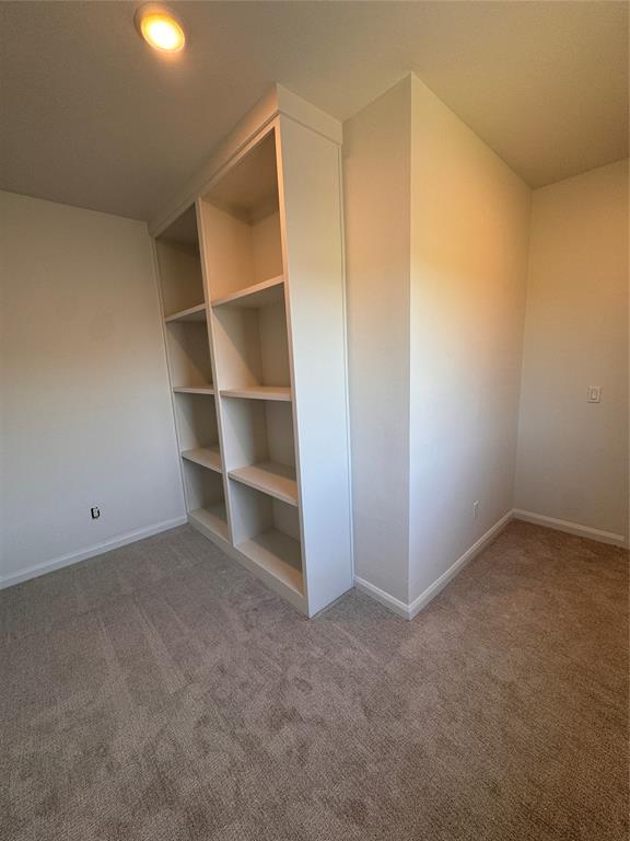 8409 NW 128th St, Oklahoma City, OK 73142 - view of closet