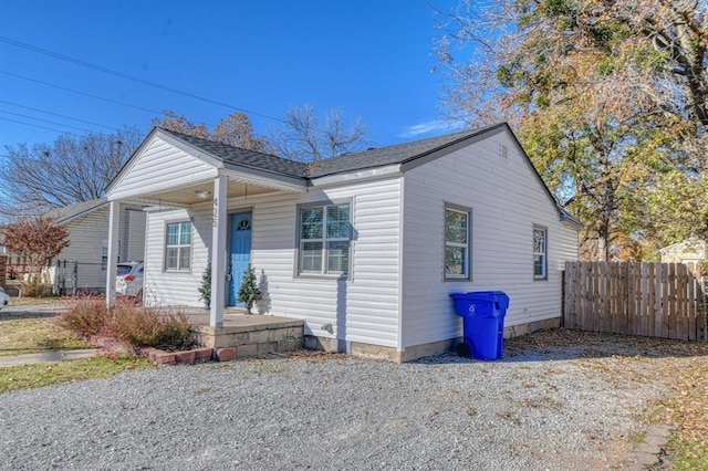 view of front of property featuring covered porch