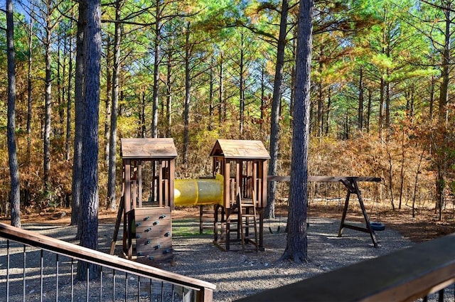 607 Sugar Pine Loop, Broken Bow, OK 74728 - communal playground with heating fuel