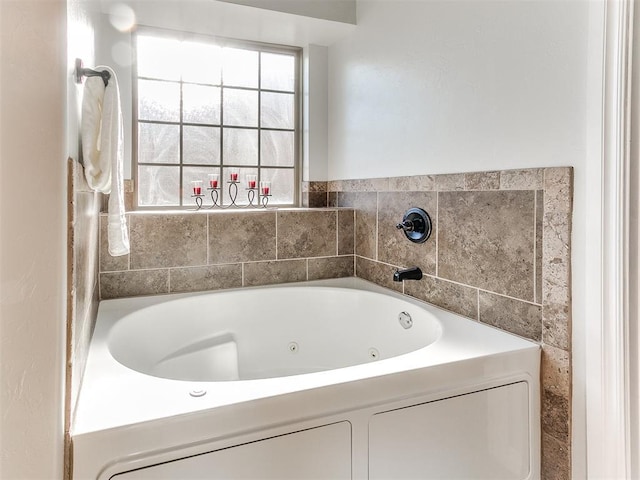 bathroom featuring a bathtub