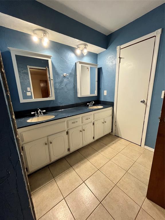 15268 Pheasant Run, Choctaw, OK 73020 - bathroom with tile patterned flooring and double vanity