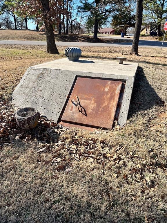 15268 Pheasant Run, Choctaw, OK 73020 - view of storm shelter