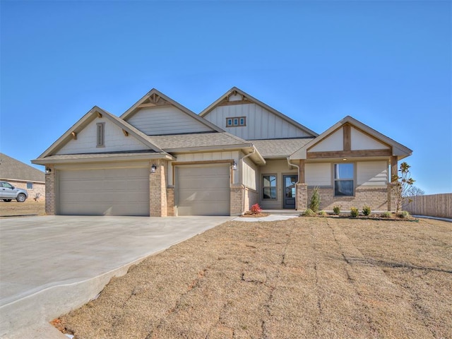 craftsman-style home featuring a garage