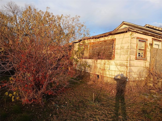 view of side of home