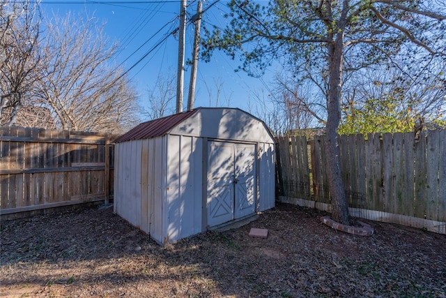 view of outbuilding