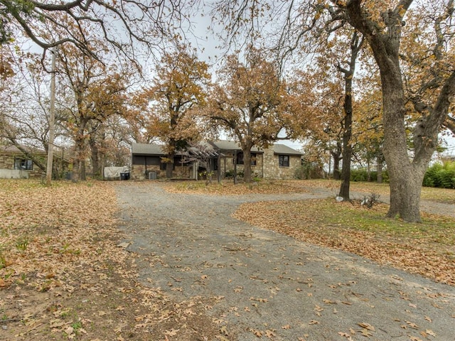 view of front of house