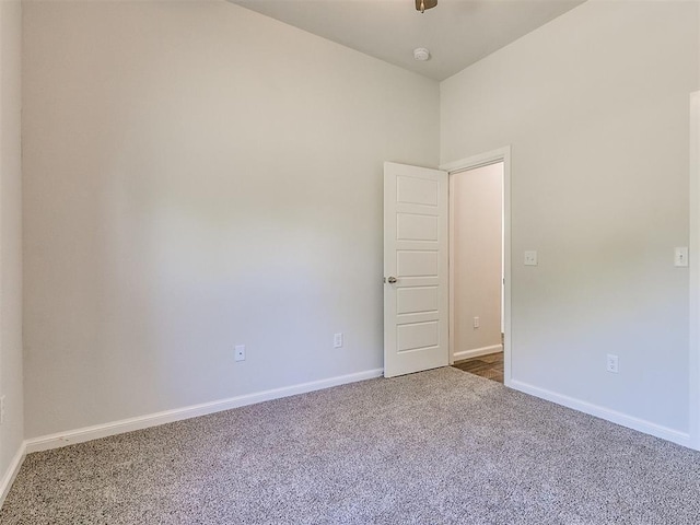 empty room featuring carpet