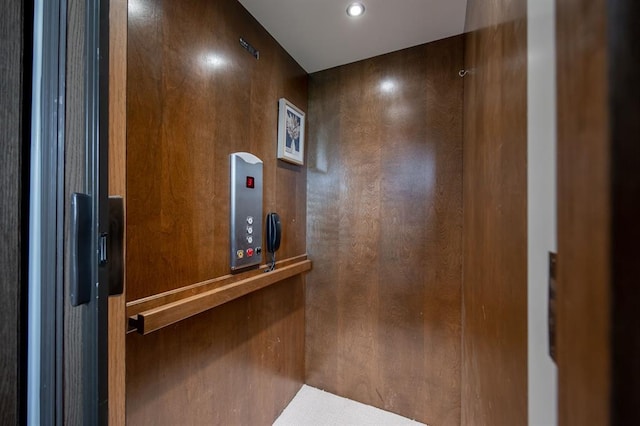 room details featuring elevator