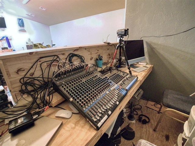 misc room featuring hardwood / wood-style flooring