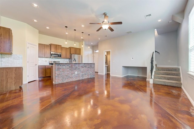 living room featuring ceiling fan