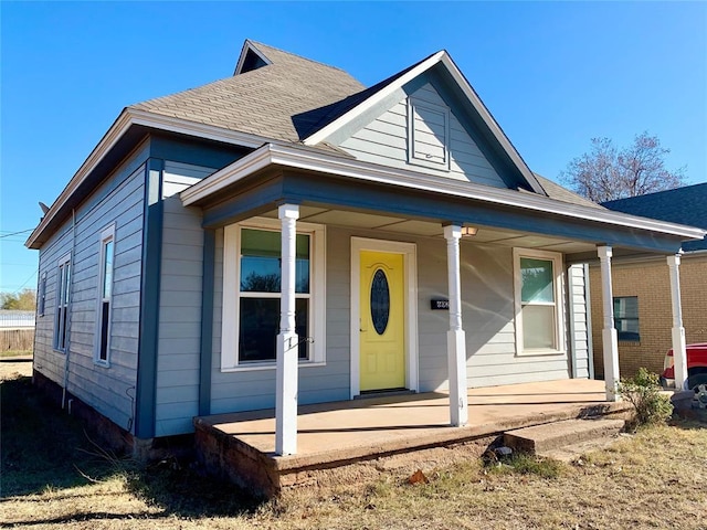 bungalow-style house featuring covered porch