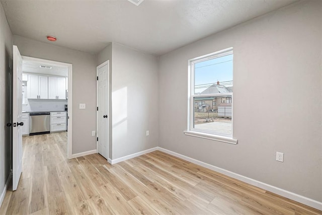 empty room featuring light hardwood / wood-style flooring