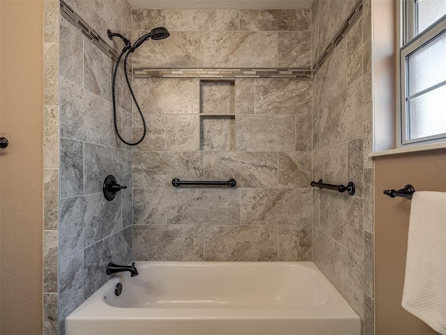 bathroom with bathtub / shower combination