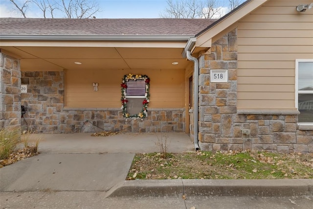 view of property entrance